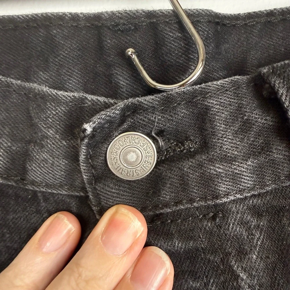 Levi's 501 Black Original Fit Mens Jeans 34x30 (33x28) Button Fly Classic Denim‎